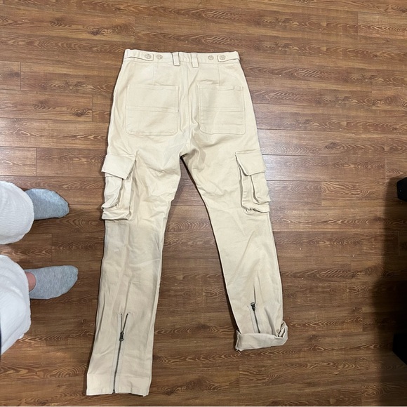 K-two studios cargo pants in beige - Picture 5 of 6